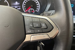 harmaa Volkswagen Caddy Maxi 2024 kuva 23.