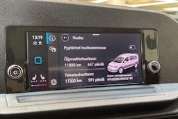 harmaa Volkswagen Caddy Maxi 2024 kuva 31.