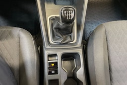 harmaa Volkswagen Caddy Maxi 2024 kuva 35.