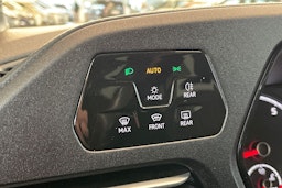 met. musta Volkswagen Caddy Maxi 2024 kuva 18.