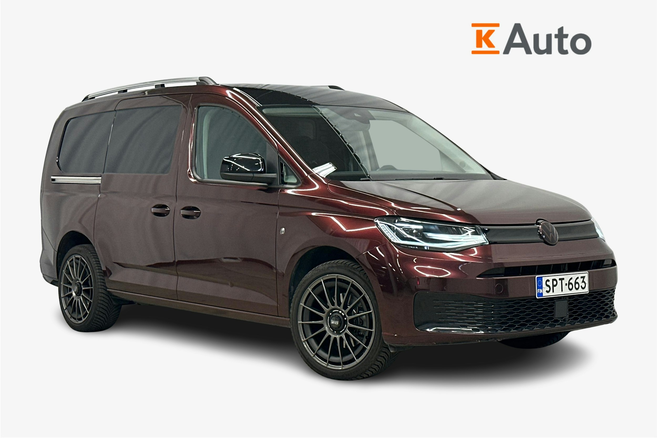 musta Volkswagen Caddy Maxi 2024 kuva 1.