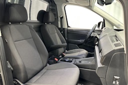 musta Volkswagen Caddy Maxi 2024 kuva 10.