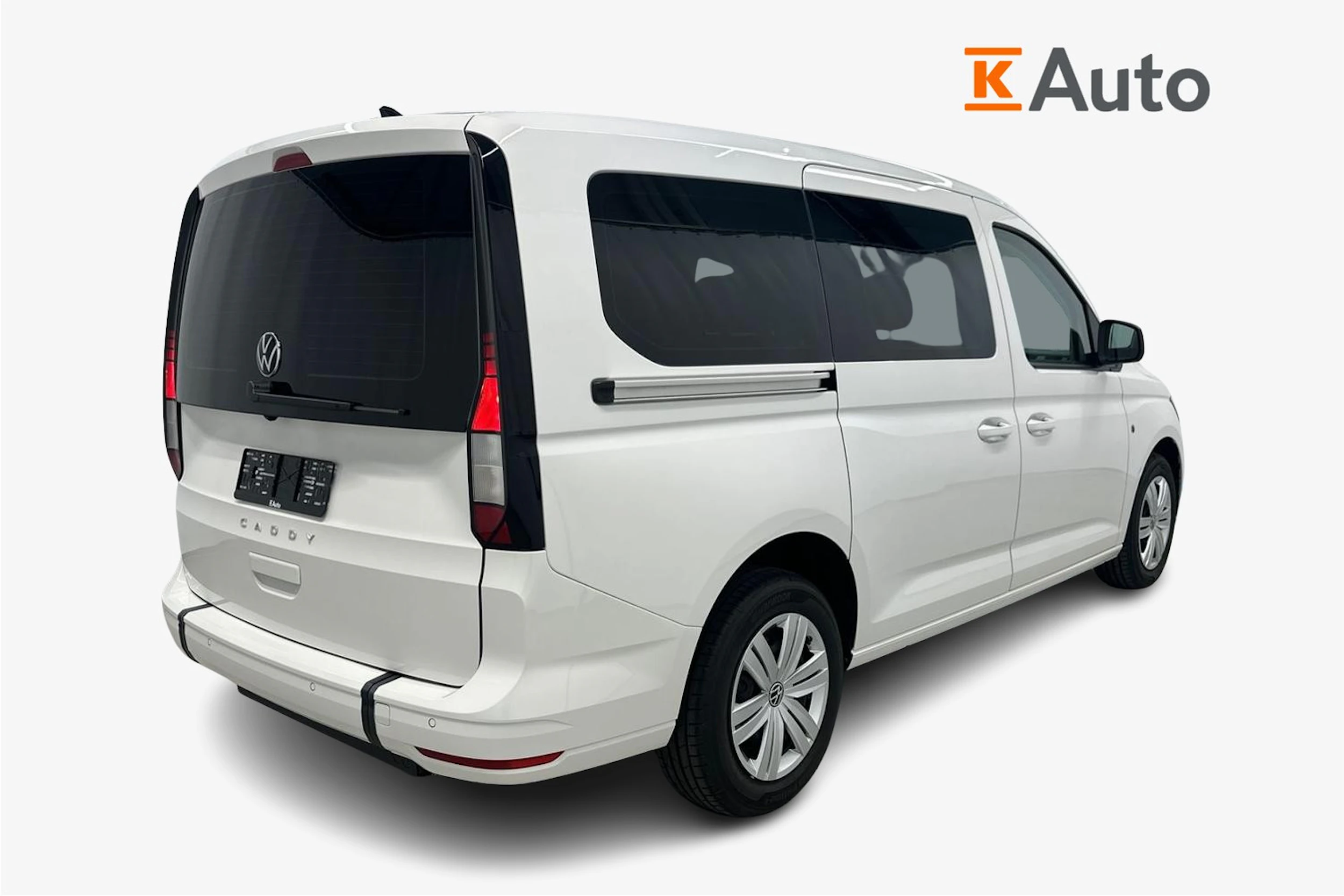 valkoinen Volkswagen Caddy Maxi 2025 kuva 2.