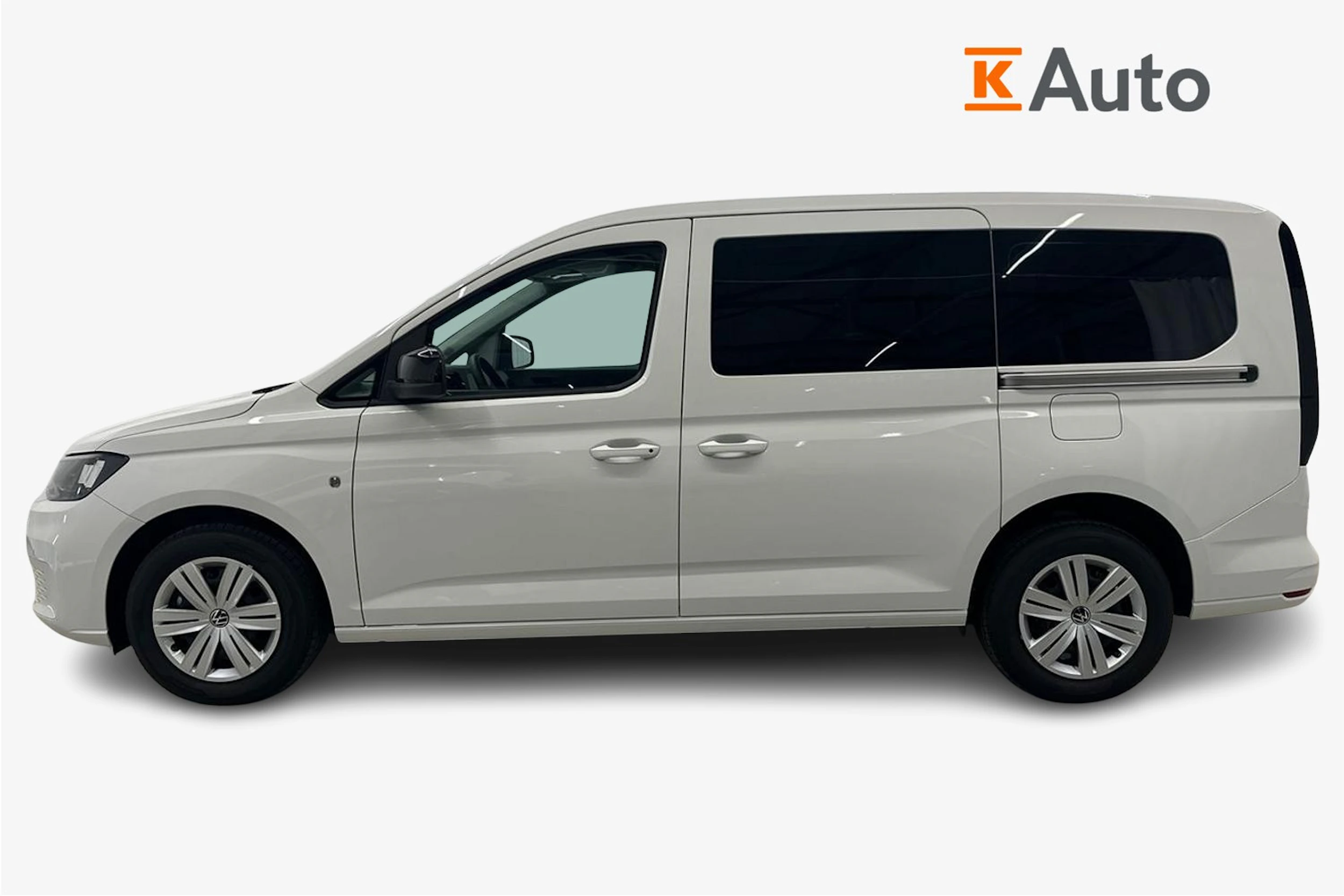 valkoinen Volkswagen Caddy Maxi 2025 kuva 5.