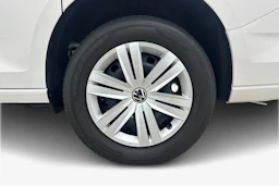 valkoinen Volkswagen Caddy Maxi 2025 kuva 9.