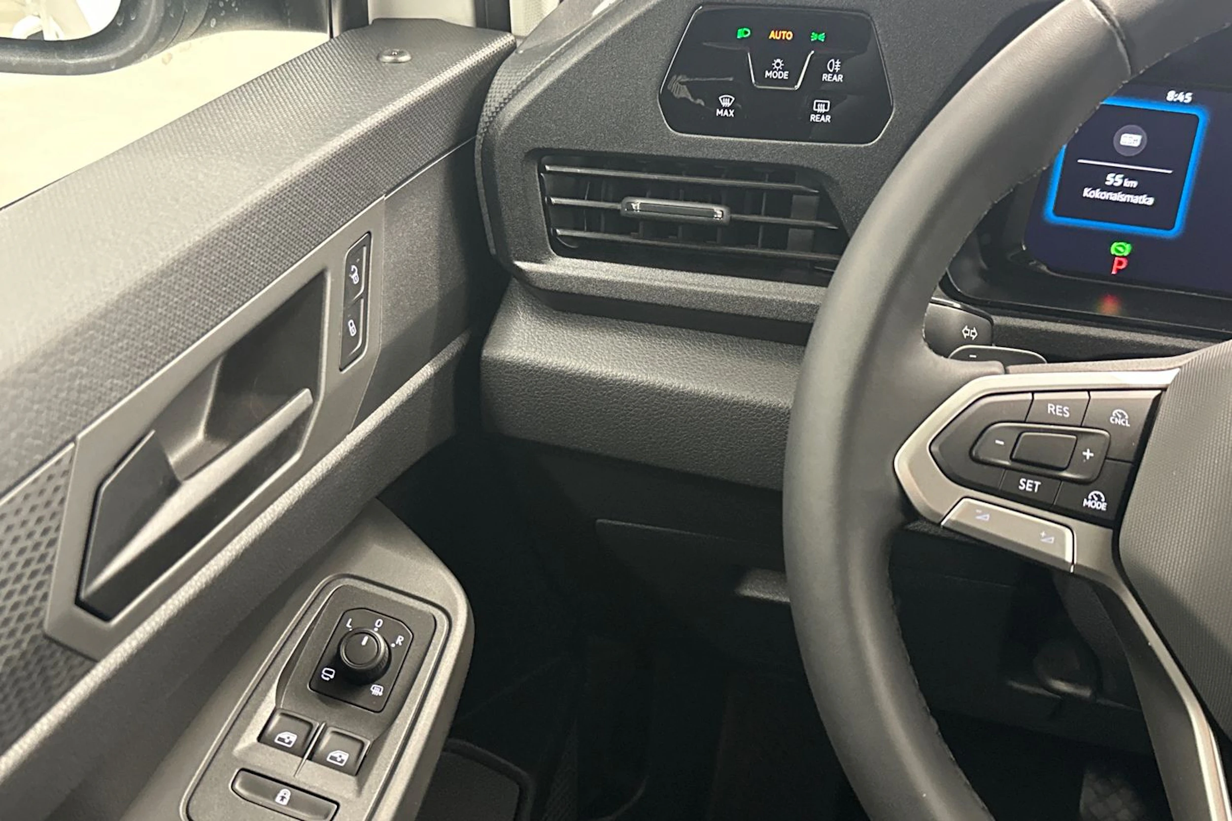 valkoinen Volkswagen Caddy Maxi 2025 kuva 14.
