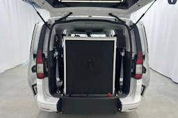 valkoinen Volkswagen Caddy Maxi 2025 kuva 18.