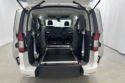 valkoinen Volkswagen Caddy Maxi 2025 kuva 20.