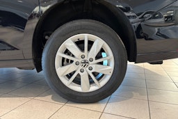 musta Volkswagen Caddy Maxi 2025 kuva 10.