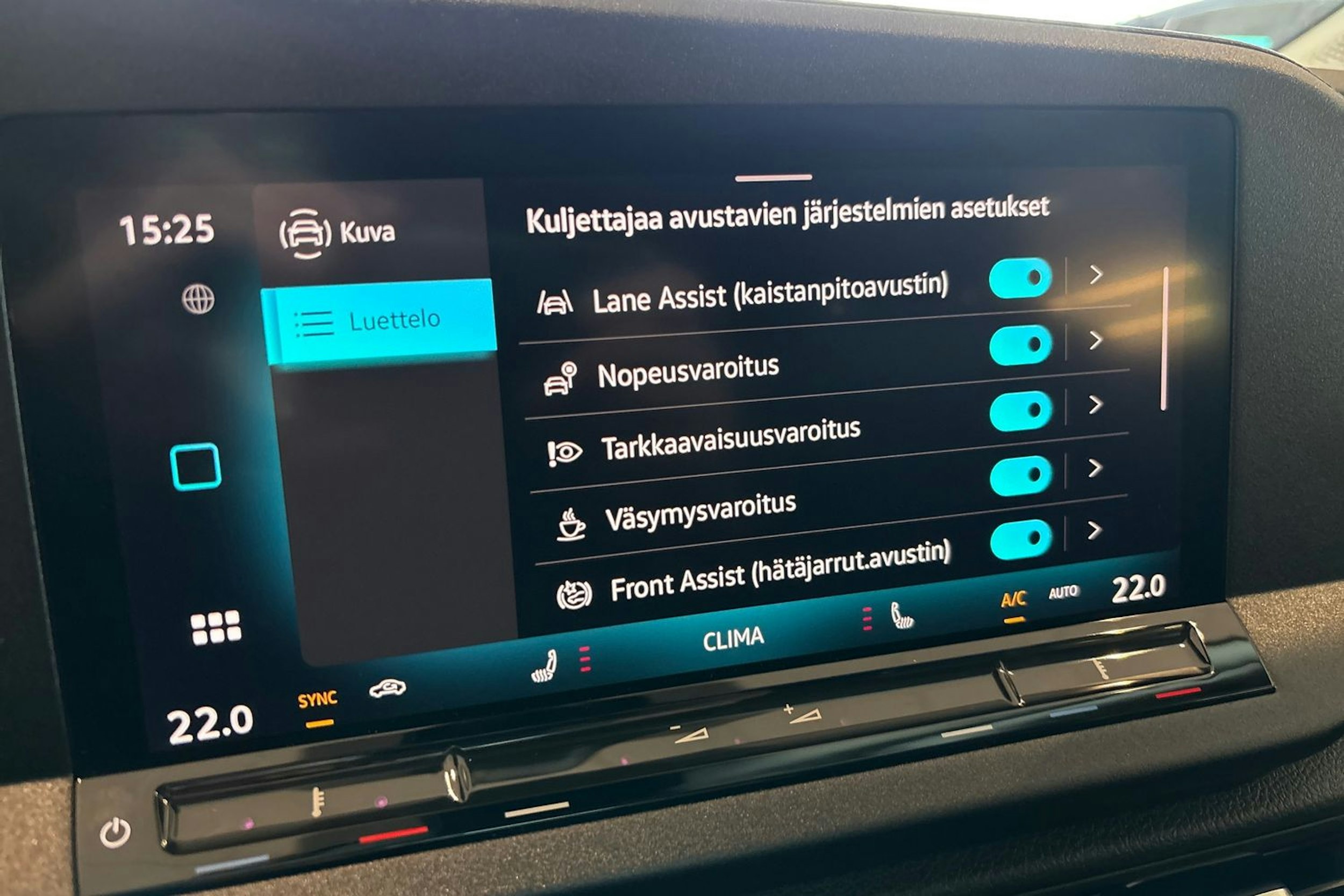 musta Volkswagen Caddy Maxi 2025 kuva 16.
