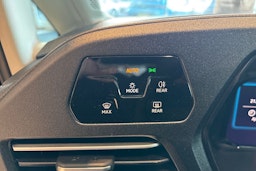 musta Volkswagen Caddy Maxi 2025 kuva 21.