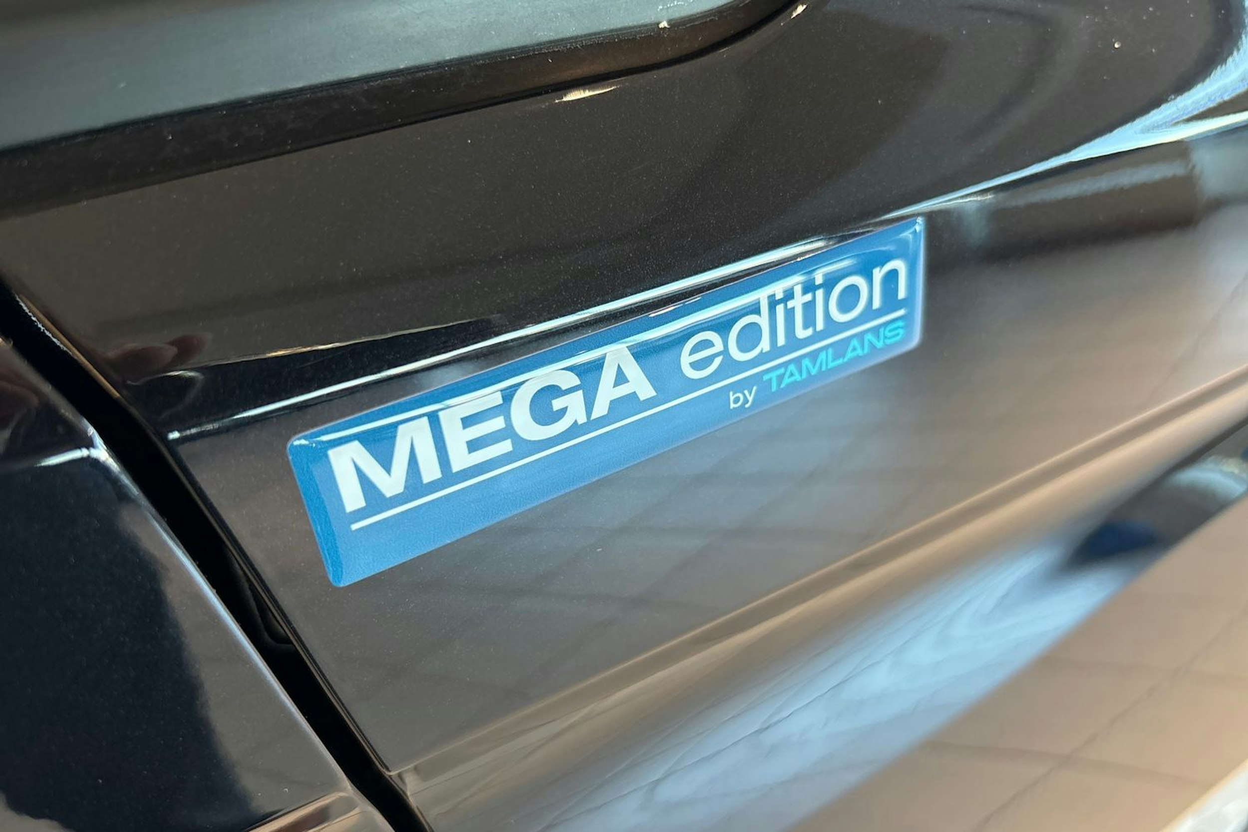 musta Volkswagen Caddy Maxi 2025 kuva 30.