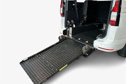 valkoinen Volkswagen Caddy Maxi 2025 kuva 5.