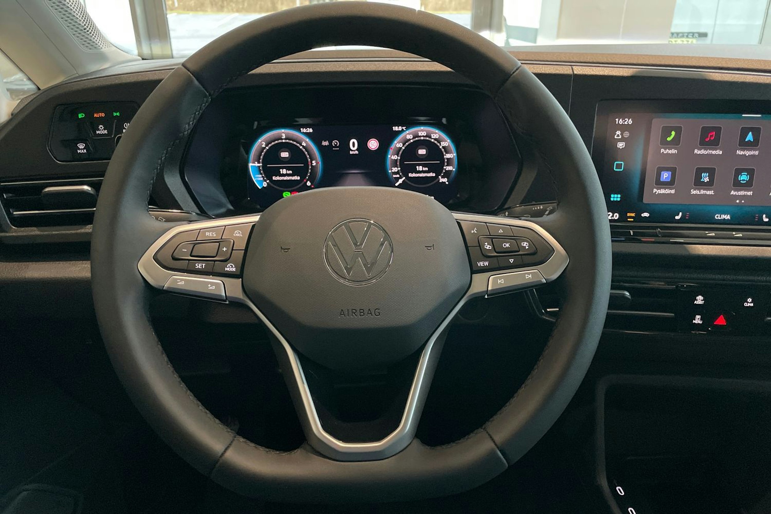 valkoinen Volkswagen Caddy Maxi 2025 kuva 13.