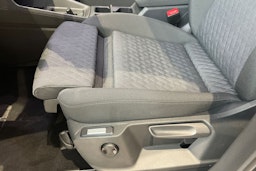 valkoinen Volkswagen Caddy Maxi 2025 kuva 12.