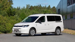 valkoinen Volkswagen Caddy Maxi 2025 kuva 1.