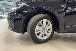 met. musta Volkswagen Caddy Maxi 2025 kuva 10.