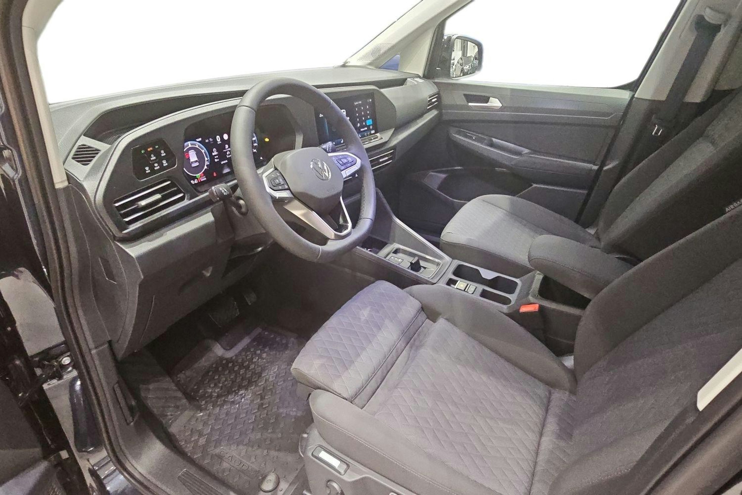 sininen Volkswagen Caddy Maxi 2025 kuva 8.