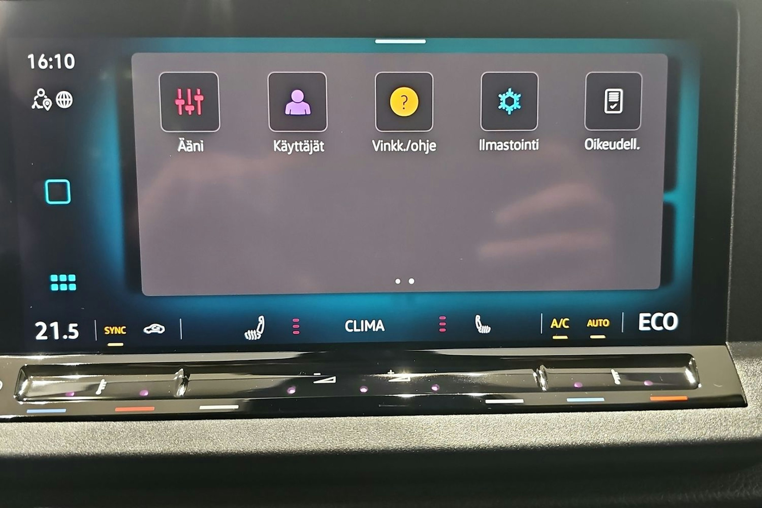 sininen Volkswagen Caddy Maxi 2025 kuva 16.