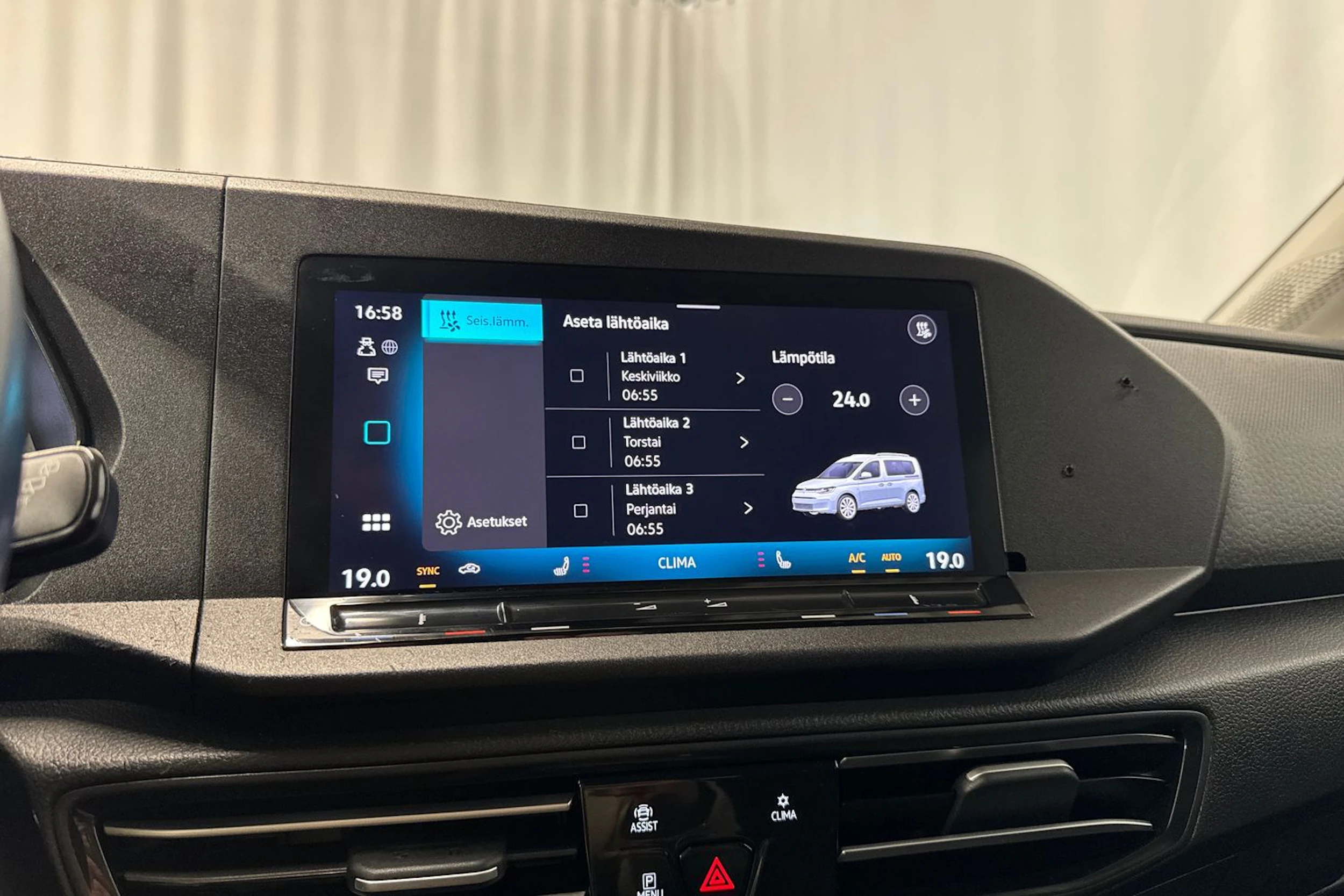 harmaa Volkswagen Caddy Maxi 2025 kuva 21.