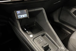 harmaa Volkswagen Caddy Maxi 2025 kuva 22.
