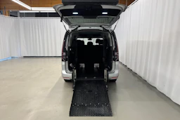 harmaa Volkswagen Caddy Maxi 2025 kuva 28.