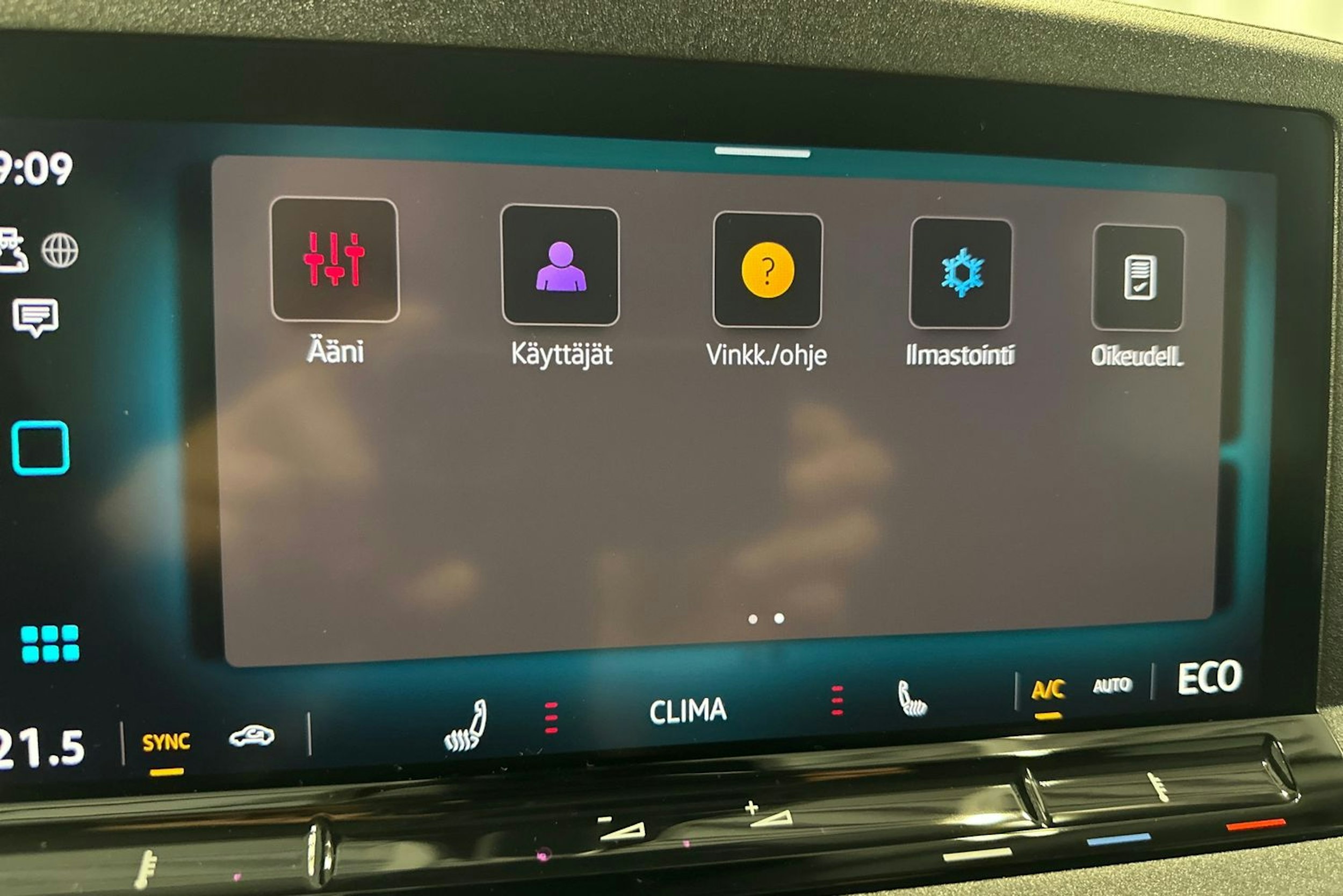 harmaa Volkswagen Caddy Maxi 2025 kuva 25.