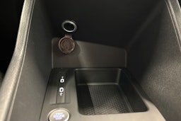 harmaa Volkswagen Caddy Maxi 2025 kuva 30.