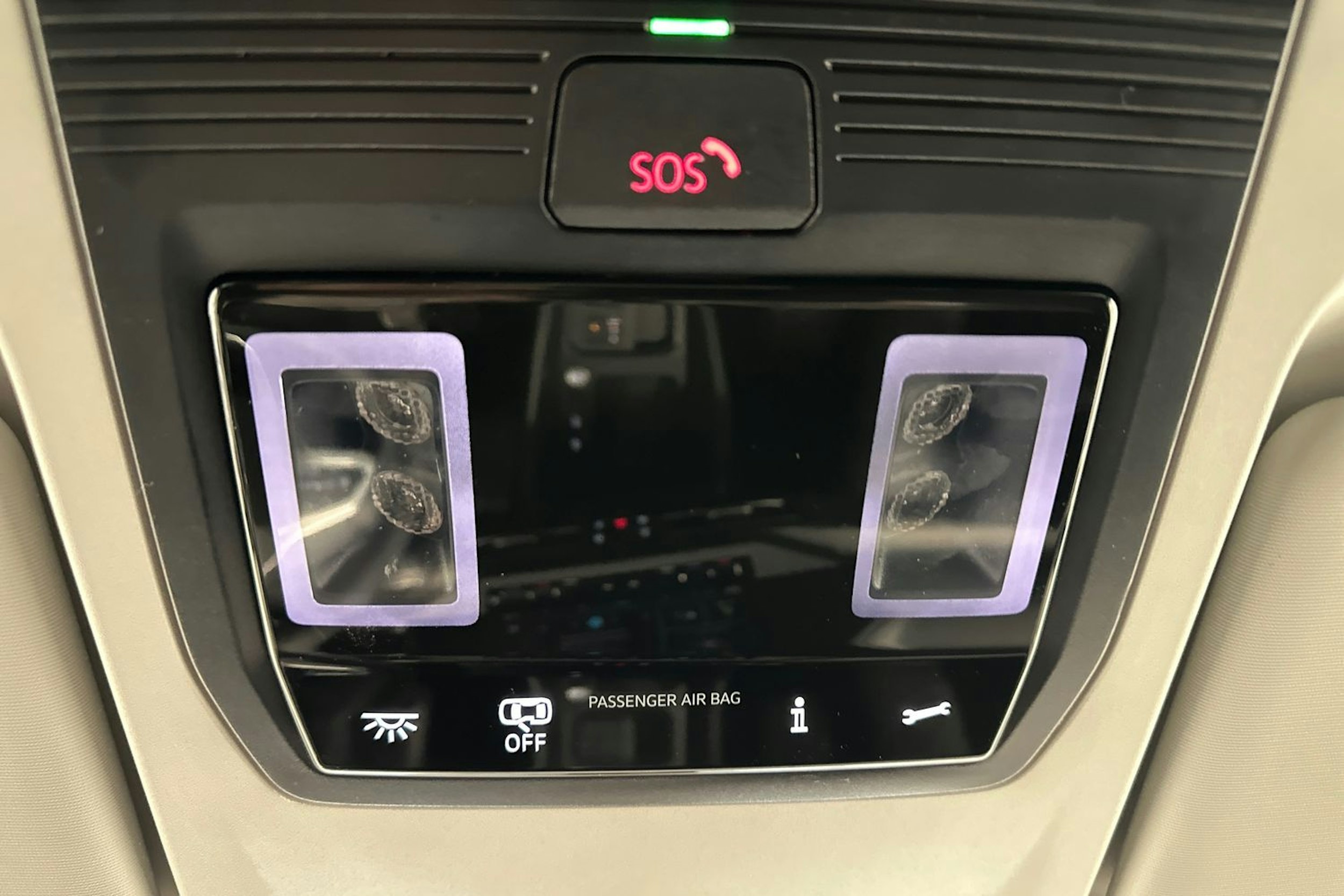 harmaa Volkswagen Caddy Maxi 2025 kuva 32.