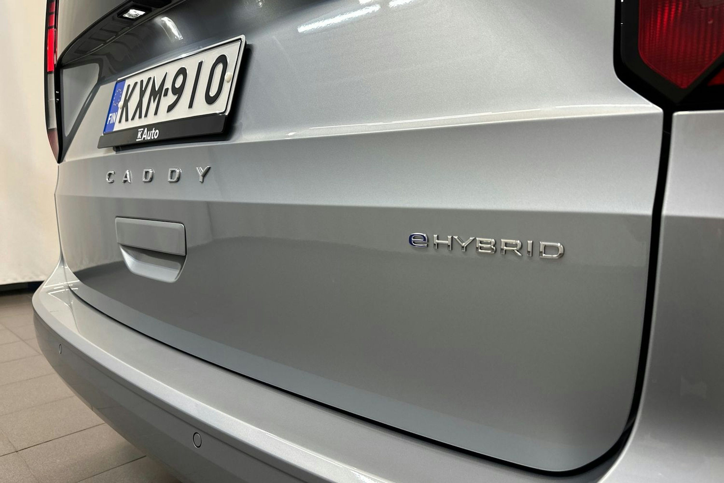 harmaa Volkswagen Caddy Maxi 2025 kuva 35.