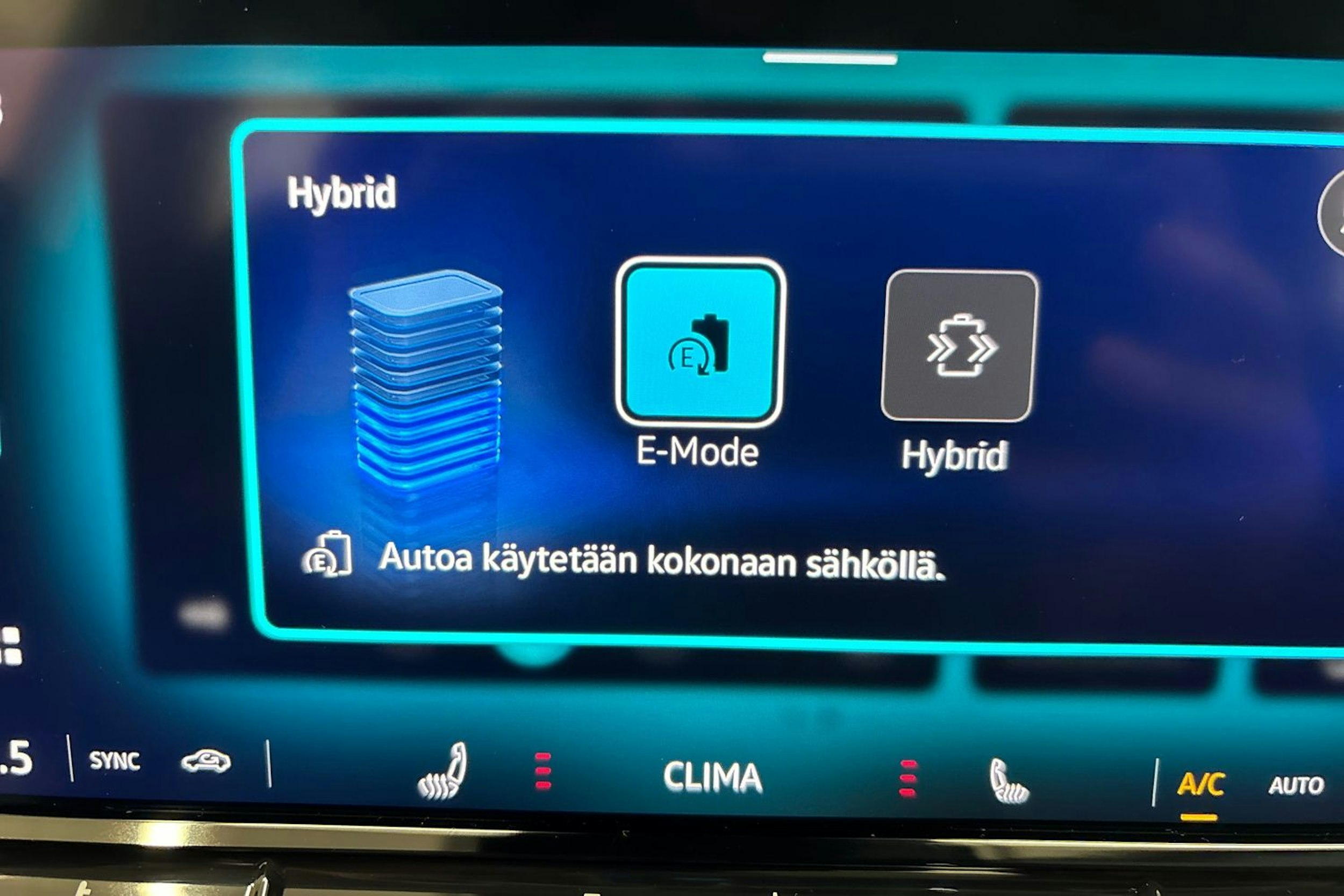 harmaa Volkswagen Caddy Maxi 2025 kuva 22.