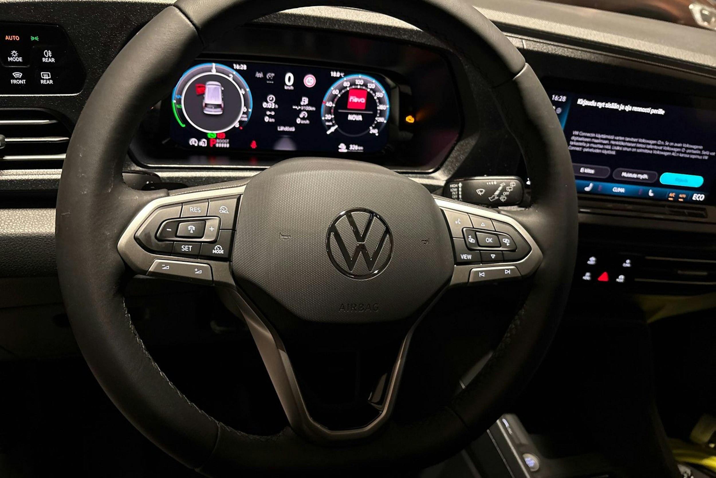 musta Volkswagen Caddy Maxi 2026 kuva 15.