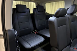 valkoinen Volkswagen Caddy Maxi 2025 kuva 15.
