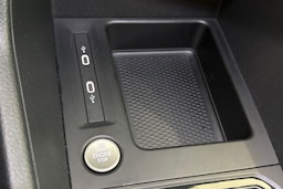 valkoinen Volkswagen Caddy Maxi 2025 kuva 25.