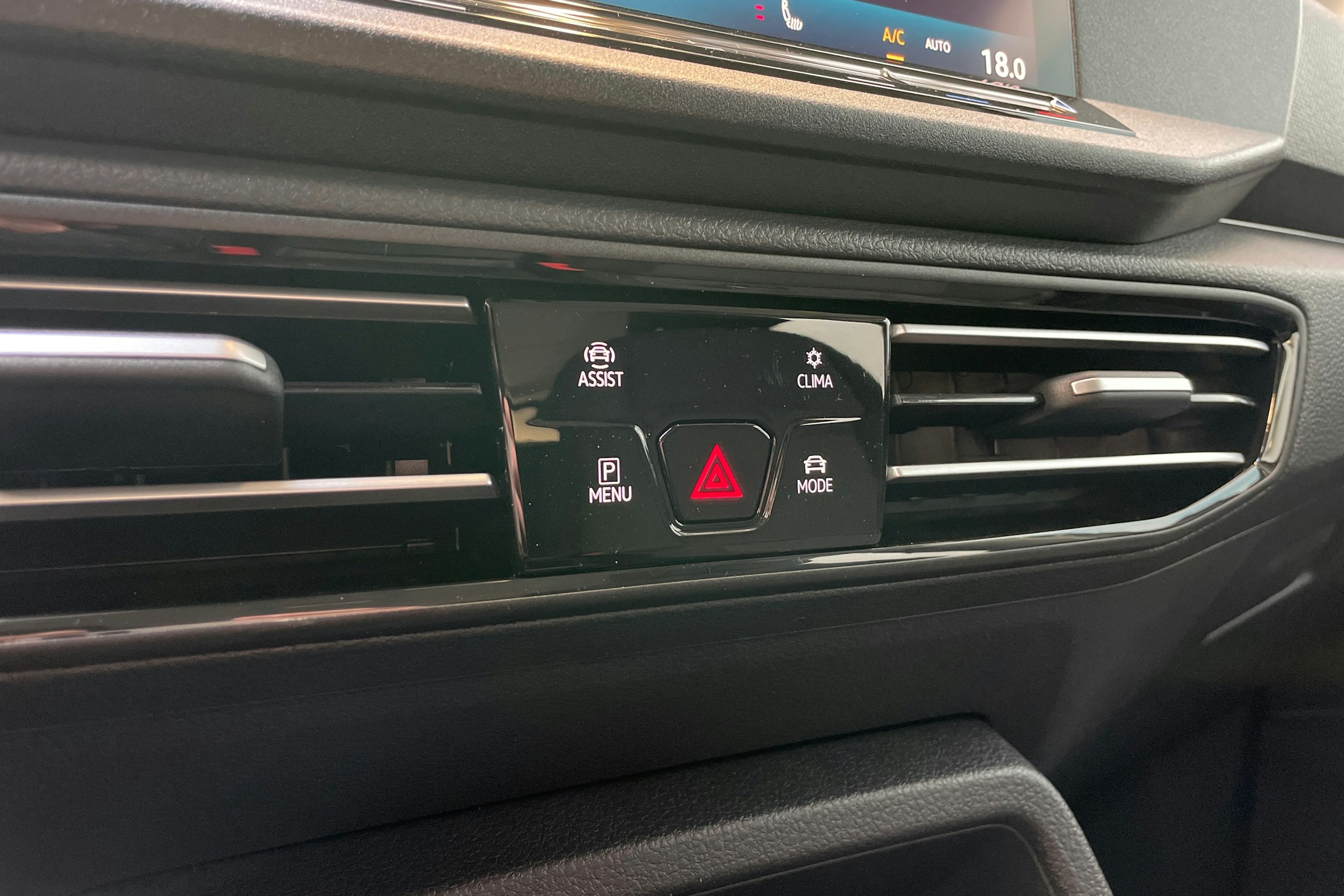harmaa Volkswagen Caddy Maxi 2025 kuva 21.