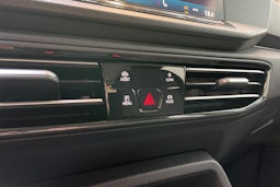 harmaa Volkswagen Caddy Maxi 2025 kuva 21.
