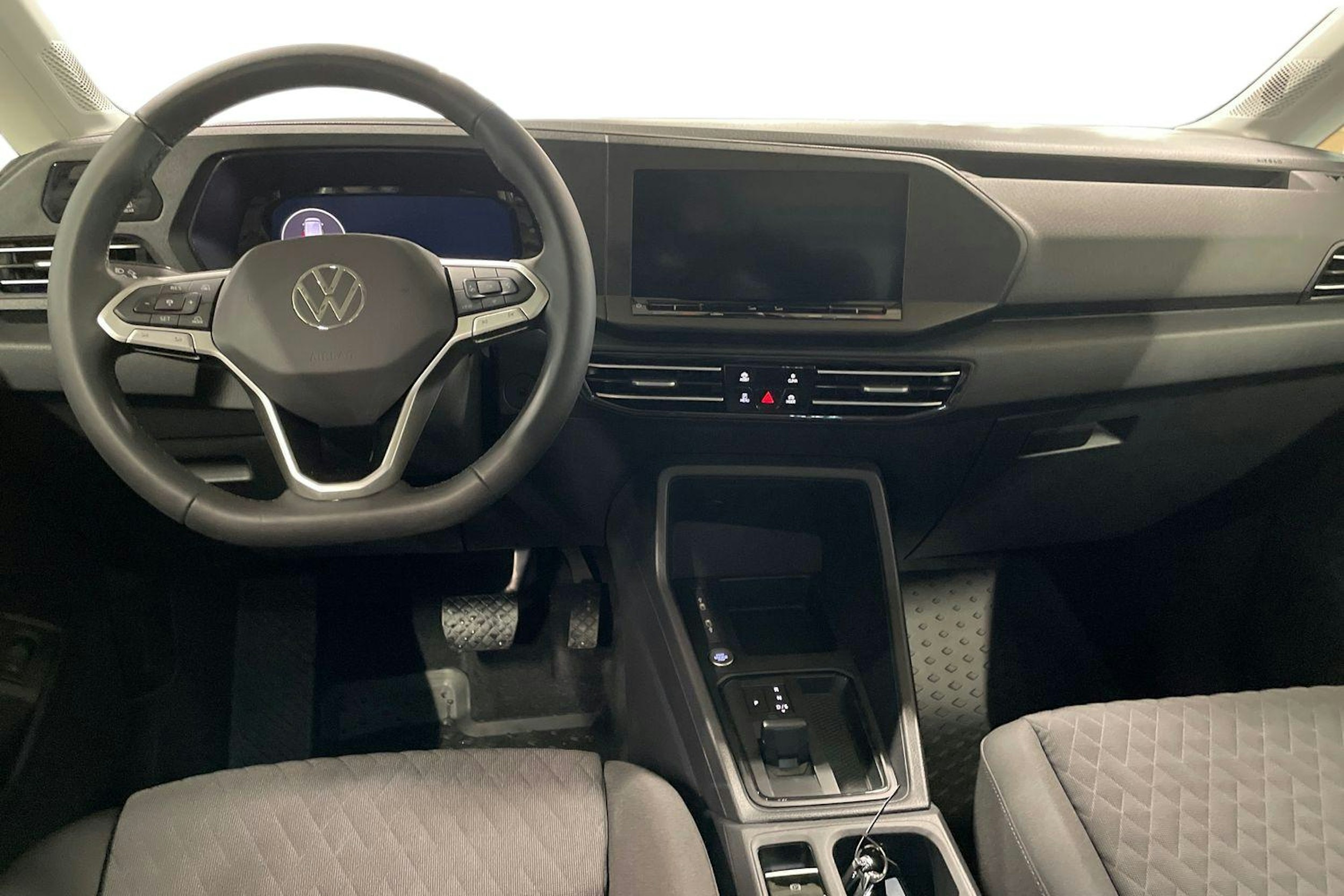 ruskea (beige) Volkswagen Caddy Maxi 2025 kuva 7.