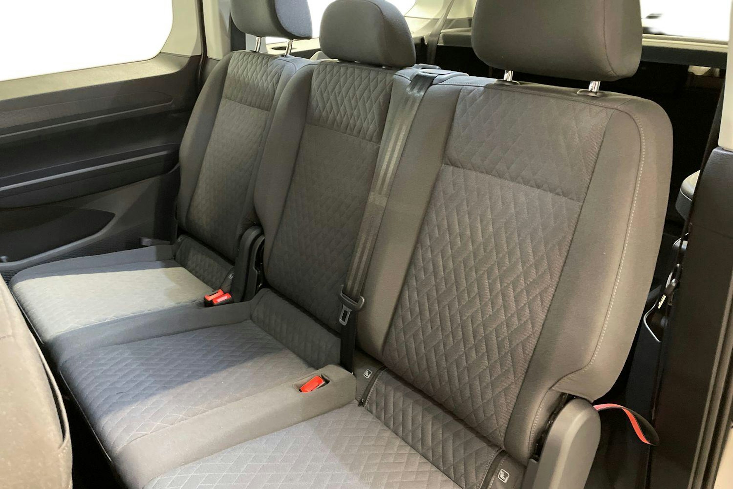 ruskea (beige) Volkswagen Caddy Maxi 2025 kuva 8.