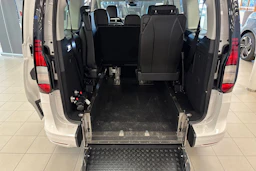 valkoinen Volkswagen Caddy Maxi 2026 kuva 13.