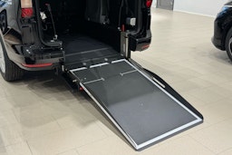 met. musta Volkswagen Caddy Maxi 2026 kuva 11.