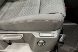 met. musta Volkswagen Caddy Maxi 2026 kuva 16.