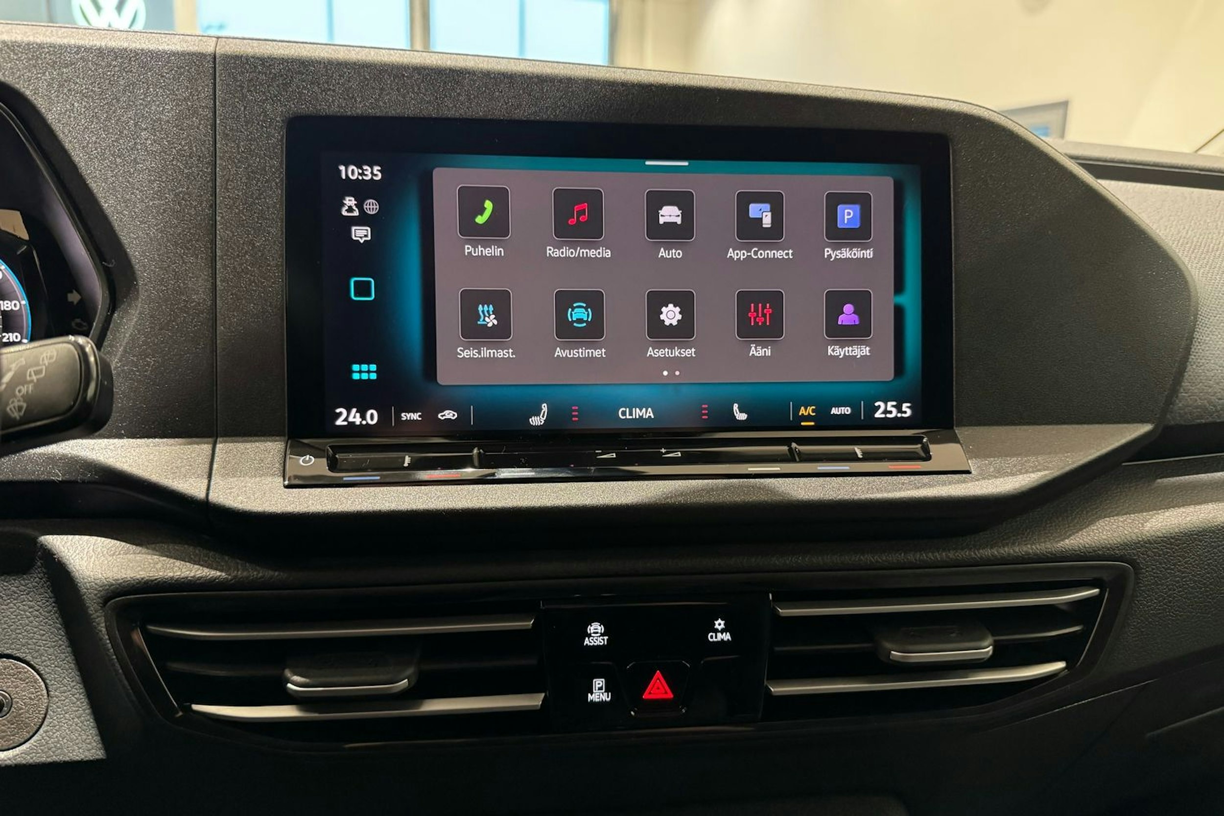 met. musta Volkswagen Caddy Maxi 2026 kuva 19.