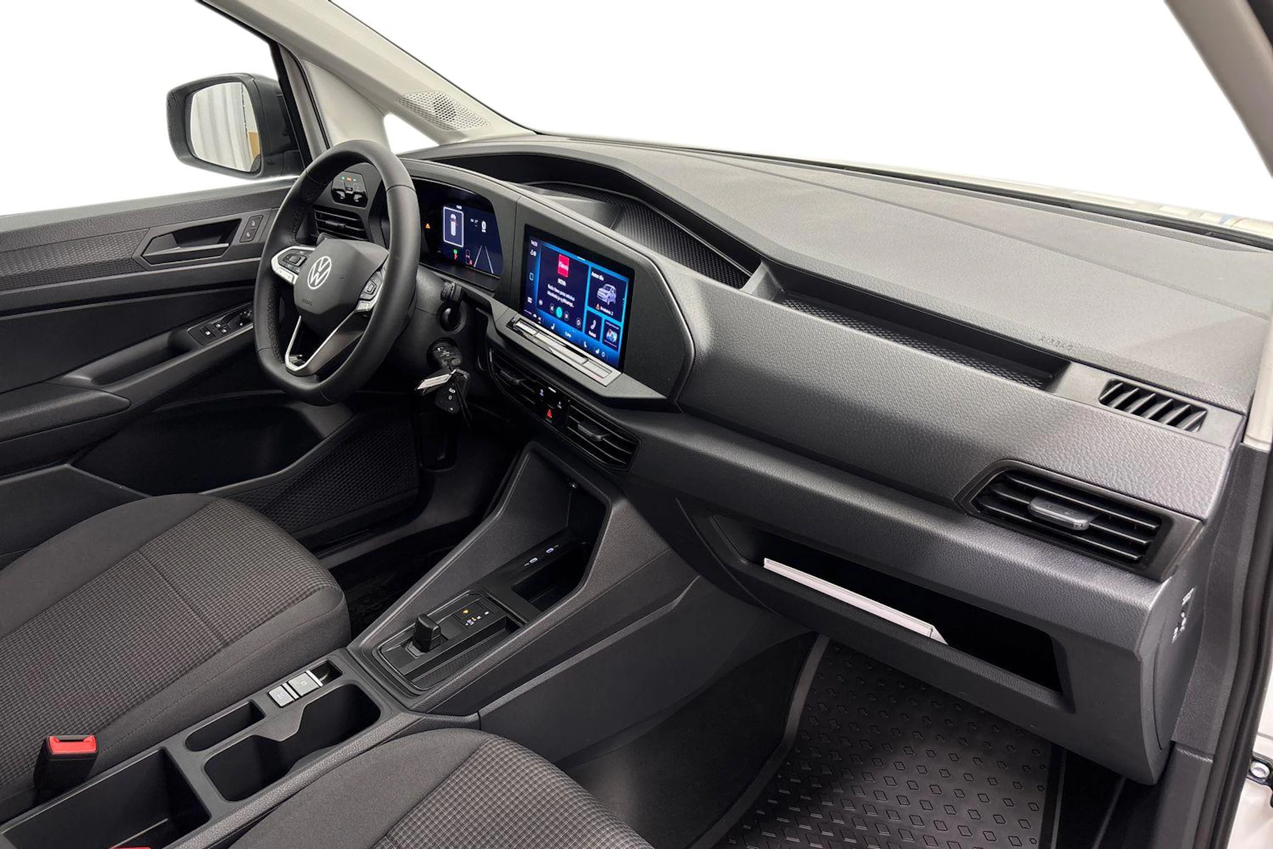 valkoinen Volkswagen Caddy Maxi 2026 kuva 9.