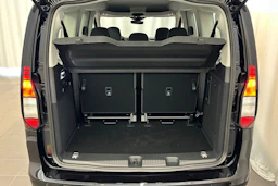 musta Volkswagen Caddy Maxi 2026 kuva 15.