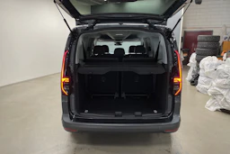 Harmaa Volkswagen Caddy 2026 kuva 11.