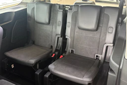 valkoinen Volkswagen Caddy Maxi 2026 kuva 17.