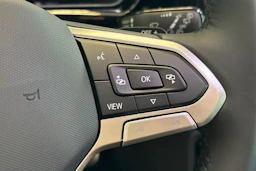 valkoinen Volkswagen Caddy Maxi 2026 kuva 27.