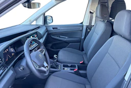 valkoinen Volkswagen Caddy Maxi 2026 kuva 8.