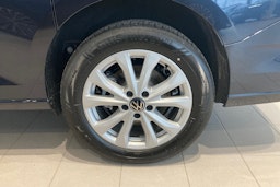 sininen Volkswagen Caddy Maxi 2026 kuva 10.