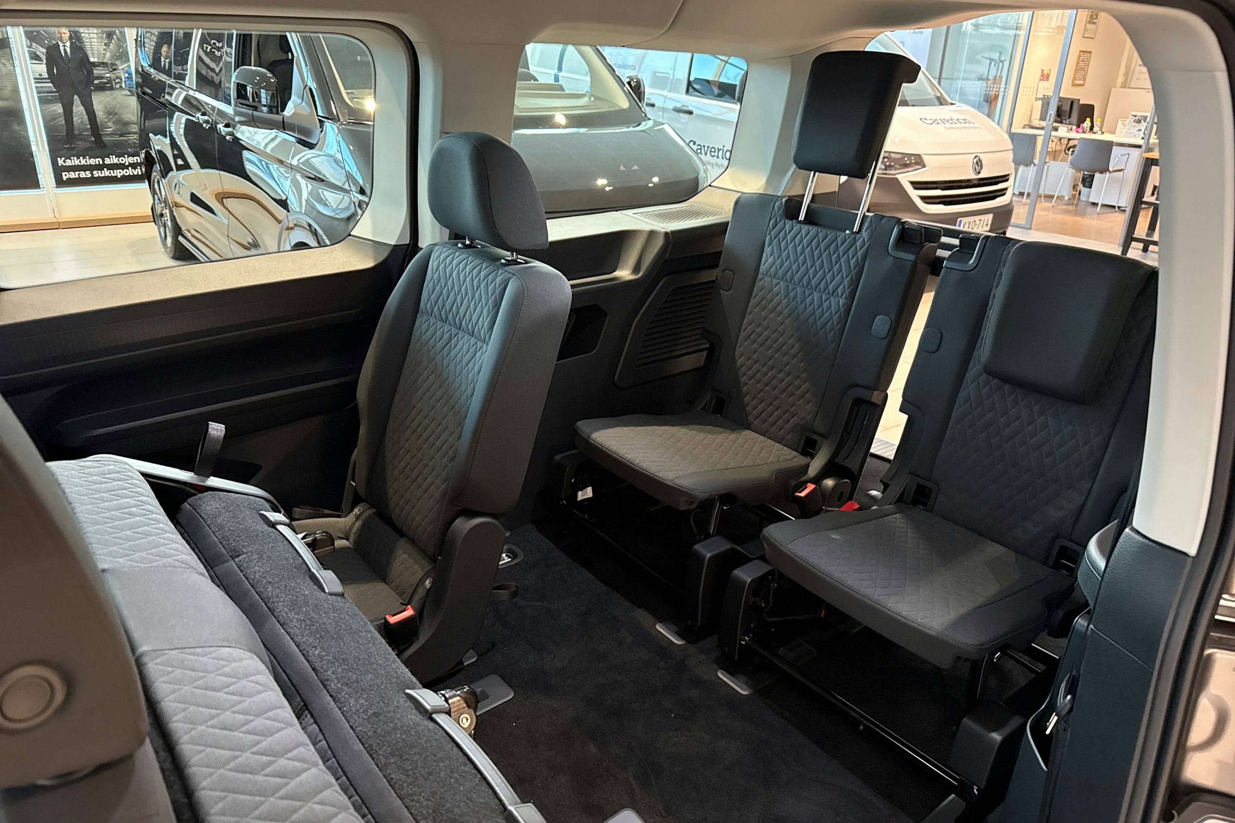 Ruskea (beige) Volkswagen Caddy Maxi 2026 kuva 13.